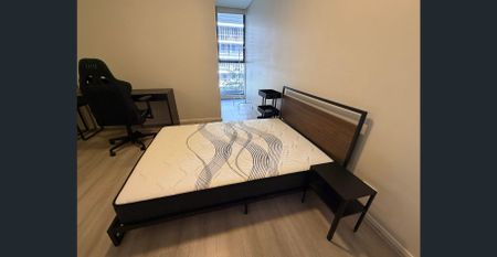 Fully Furnished / Spacious & Convenient 2 bedroom fully furnished apartment for lease - Photo 5