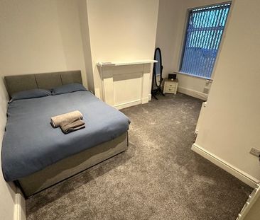 Room in a Shared House, Laird Street, CH41 - Photo 4