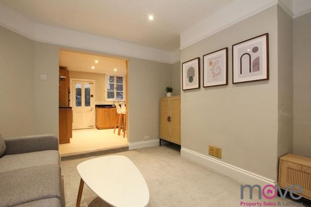 4 bedroom semi-detached house to rent - Photo 1