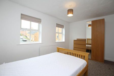 5 bedroom townhouse to rent - Photo 5