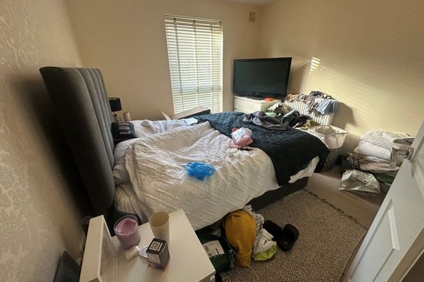 Long Down Avenue, BRISTOL - Photo 1