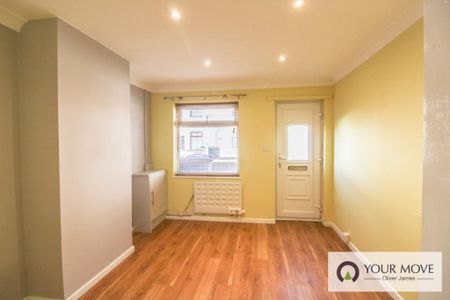 2 bedroom house to rent - Photo 2