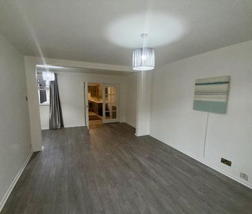 57 Olympia Drive, Belfast BT12 6NG - Photo 2