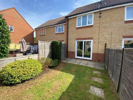 2 bedroom terraced house to rent - Photo 5