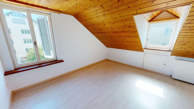 Dachwohnung an zentraler Lage - Photo 1