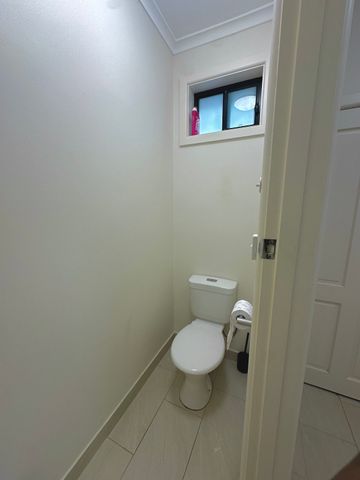 Epping - Photo 3