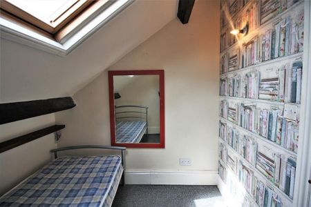 5 bedroom terraced house to rent - Photo 2