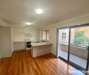 2/13-15 Helen Street, Westmead, NSW 2145 - Photo 4