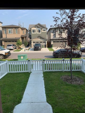 2 Bedroom + Den 2.5 Bathroom Townhouse in Uplands - SF251 - Photo 5