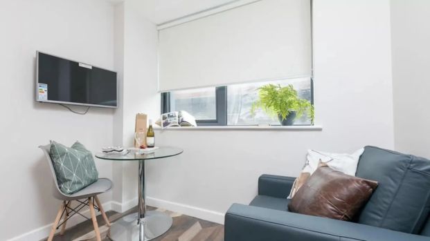 Compact 1-Bedroom Apartment - Photo 1