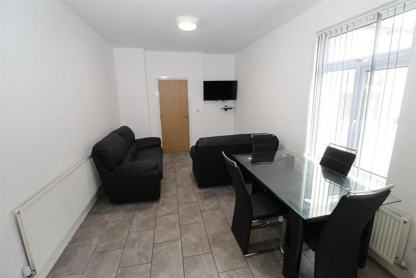 7 bedroom house to rent - Photo 1