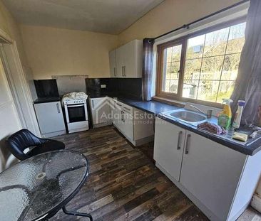 Staincliffe Road, Dewsbury, WF13 - Photo 5