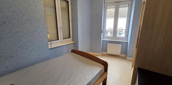 Location Appartement 2 pièces Meublé 41m² LE CREUSOT 71200 - Photo 2
