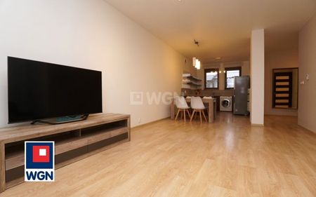 Apartament na wynajem Piotrków Trybunalski, Osiedle Słowackiego - Zdjęcie 2