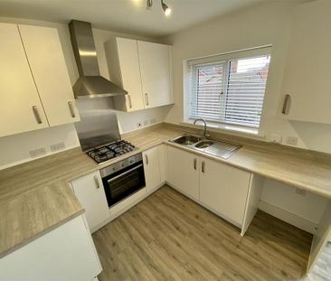 2 bedroom semi-detached house to rent - Photo 1