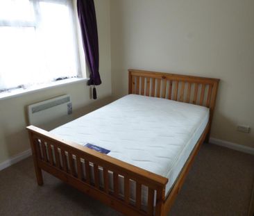 1 bedroom ground floor flat to rent - Photo 4