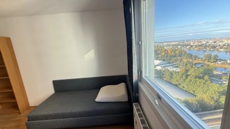 Teilmöblierte 3 Zimmer mit Klima und verglaster Loggia mit spektakulärem Weitblick & optionalem Garagenstellplatz - Photo 3