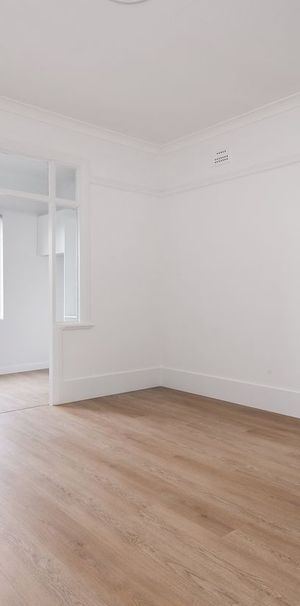 Renovated 2 bedroom unit - Pet Friendly - Photo 1