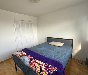 Maison à étages à louer - Laval (Chomedey) (Autres) - Photo 2