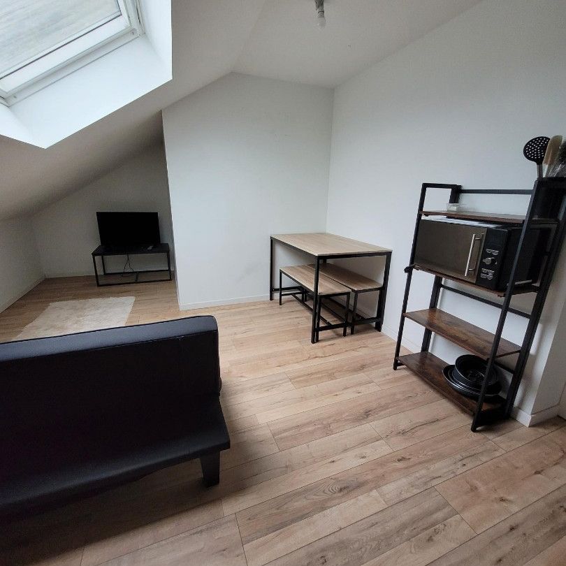 Location Appartement 1 pièce 18m² FOURMIES 59610 - Photo 1