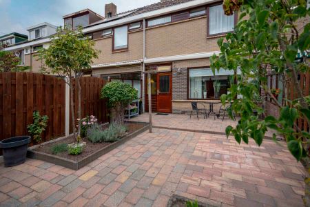 Laan van Nieuw Blankenburg, Rozenburg, Nederland - Foto 5