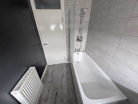 1 Bed Flat, Irvine Terrace, CH62 - Photo 4