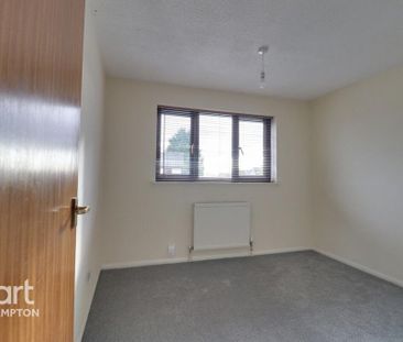 4 bedroom detached house to rent - Photo 5