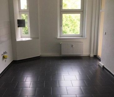 // Familienwohnung- 3 Zimmer- Balkon - Foto 3