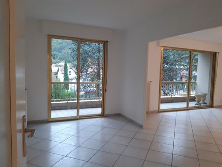 Appartement À Louer 4 Pièces , 108 M² - Photo 2