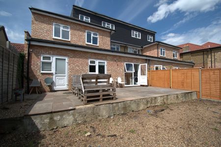 Room in a Shared House, Strelley Way, W3 - Photo 2