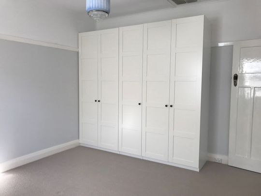 Prime East Tamworth, within walking distance to amenties... - Photo 1