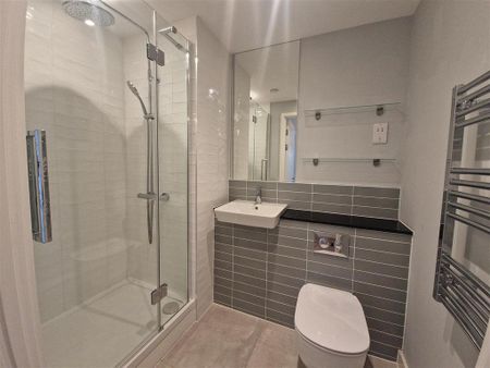 2 bedroom flat to rent - Photo 4