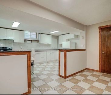 For Lease - 364 Castlehill Road Unit# Bsmt, Vaughan, Ontario - Photo 5