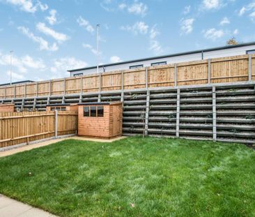 3 bedroom terraced house to rent - Photo 3