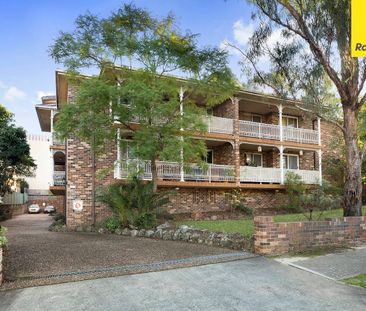 Modern 2 Bedroom Unit - Photo 2