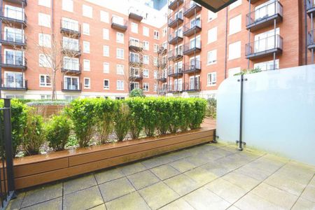 Studio to rent - Photo 5