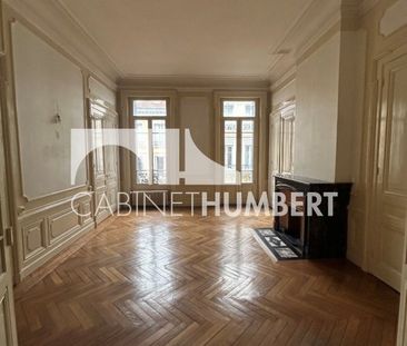 Location Appartement 3 pièces 121m² ST ETIENNE 42000 - Photo 3