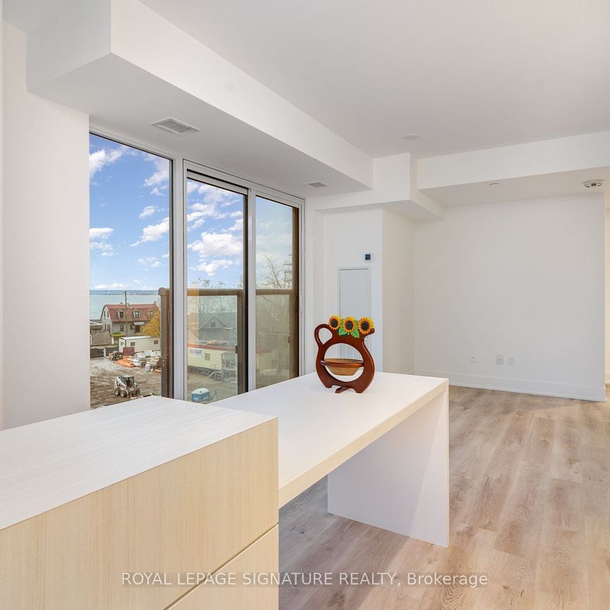 For Lease - 370 Martha Street Unit# 304, Burlington, Ontario - Photo 1