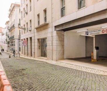 2 room luxury Flat for rent in Misericórdia, Lisbon - Photo 2