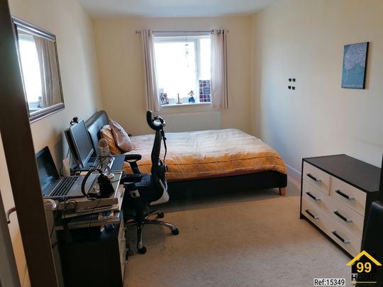 2 bed Flat in Sundeala Close , Sunbury-on-Thames, TW16 5BE - Photo 1