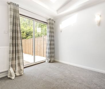 2 bedroom terraced house to rent - Photo 6