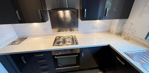 3 bedroom terraced house to rent - Photo 2