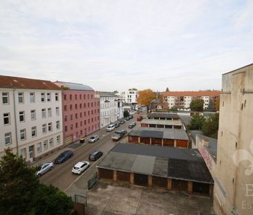 Tolle Aussicht vom Balkon - praktische 3 Raum Wohnung in Stadtfeld-... - Photo 1