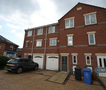 6 bedroom terraced house to rent - Photo 4