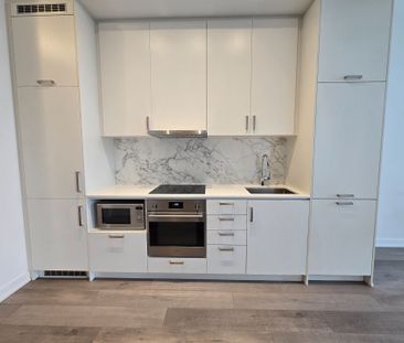 For Lease - 60 Honeycrisp Crescent Unit# 317, Vaughan, Ontario - Photo 6