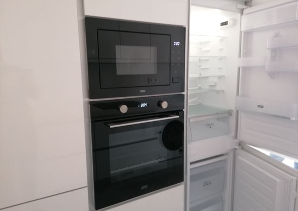 Fantástico Apartamento T2 para Arrendamento na Amadora