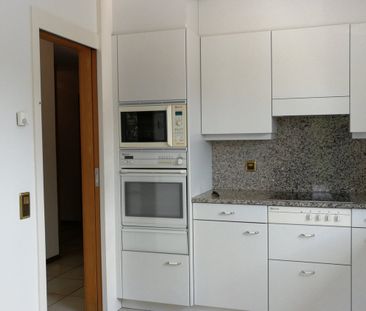 Geräumige 4.5-Zimmer-Wohnung mit Balkon und schöner Aussicht in Alc... - Foto 2