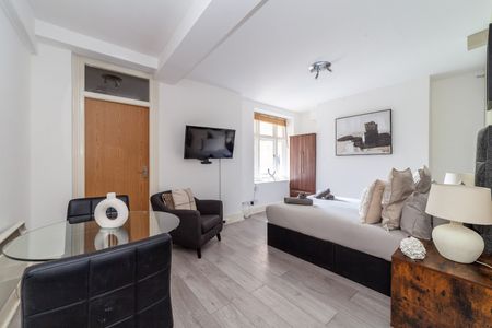 1 Bed Flat, Carlton Mansions, W9 - Photo 4