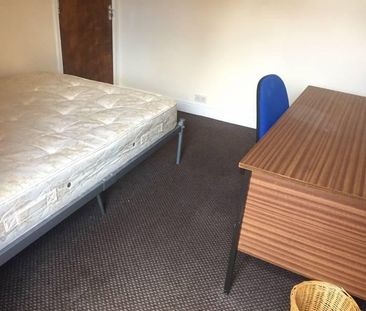 4 bedroom house share to rent - Photo 4