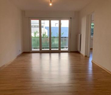 Appartement entièrement rénové de 3.5 pièces situé au 3ème étage av... - Photo 4